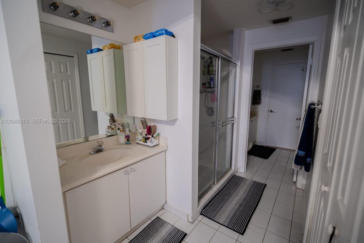 6520 NW 114th Ave, Unit 1626, Doral, FL 33178 Photo