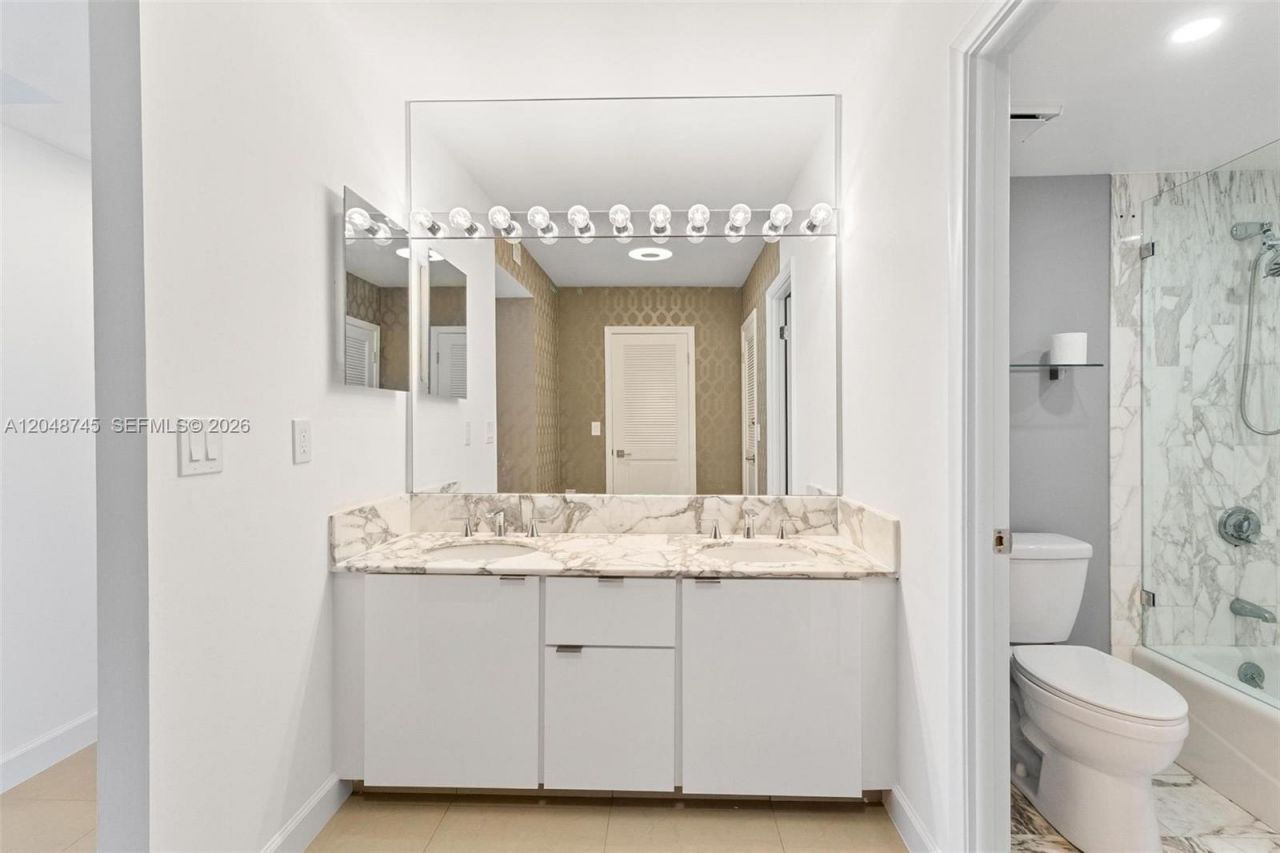 9801 Collins Ave , Unit 11-O, Bal Harbour, FL 33154 Photo