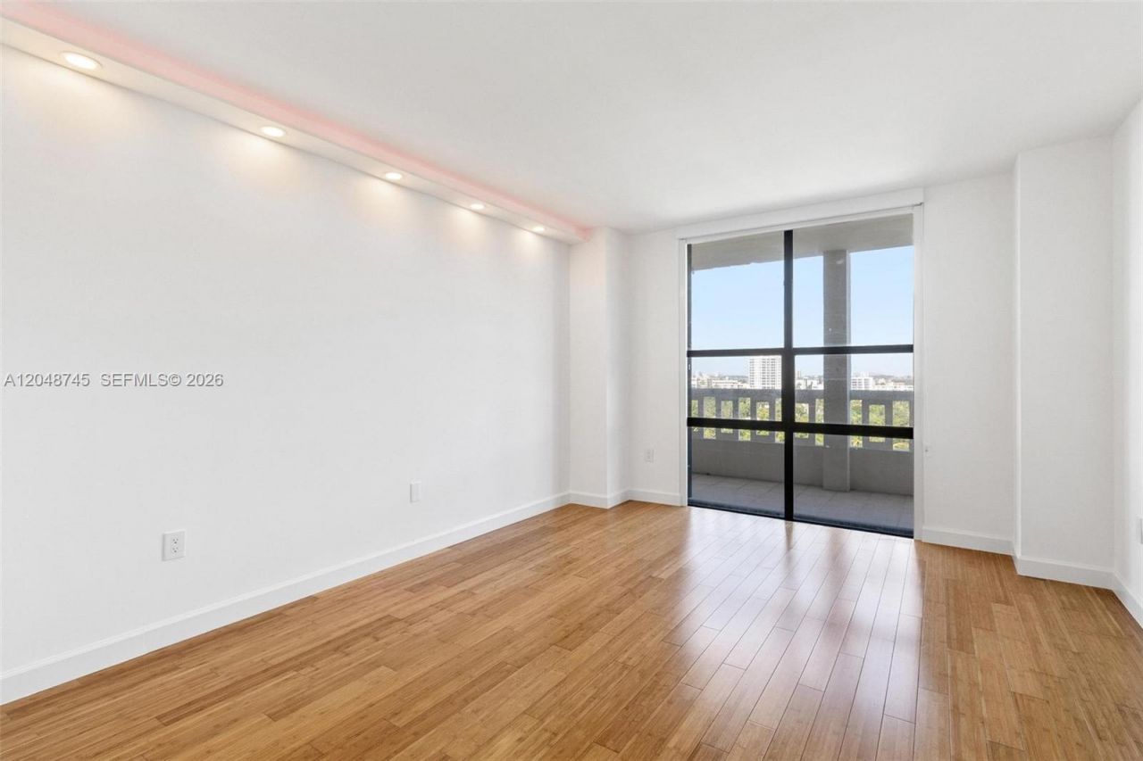 9801 Collins Ave , Unit 11-O, Bal Harbour, FL 33154 Photo