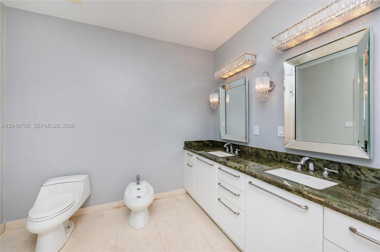 7934 West Dr, Unit 1203, North Bay Village, FL 33141 Photo