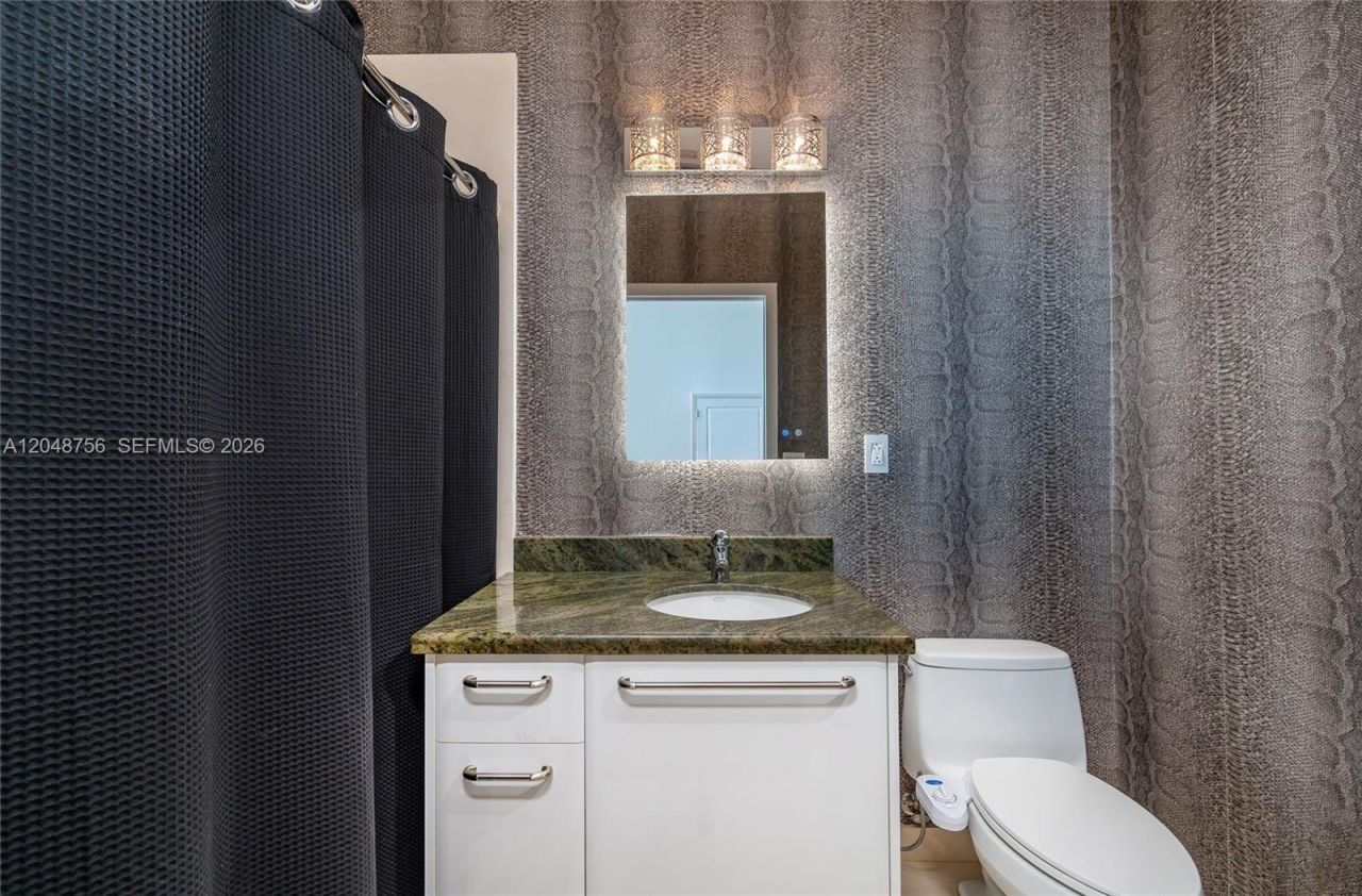 7934 West Dr, Unit 1203, North Bay Village, FL 33141 Photo