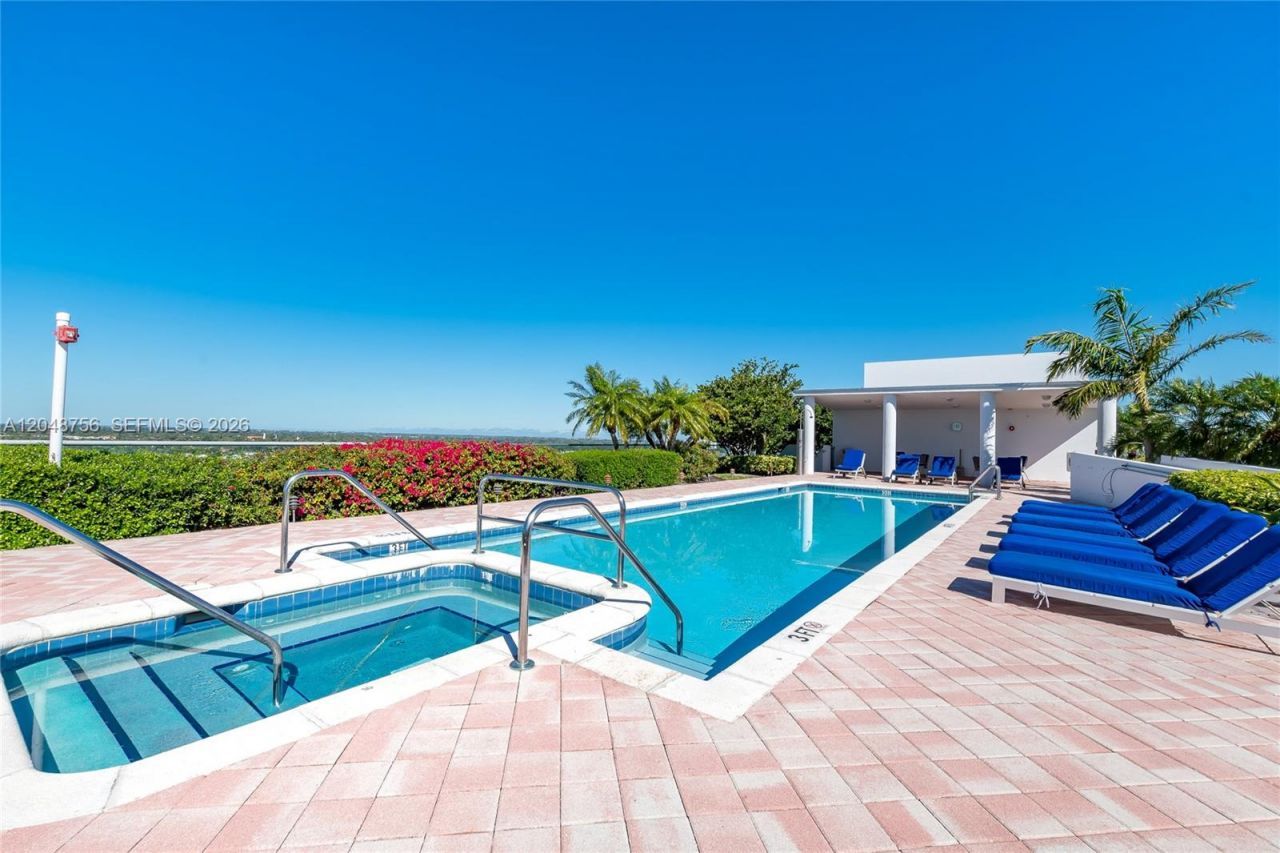7934 West Dr, Unit 1203, North Bay Village, FL 33141 Photo