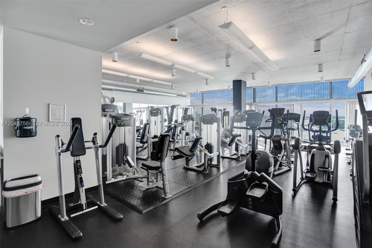 7934 West Dr, Unit 1203, North Bay Village, FL 33141 Photo