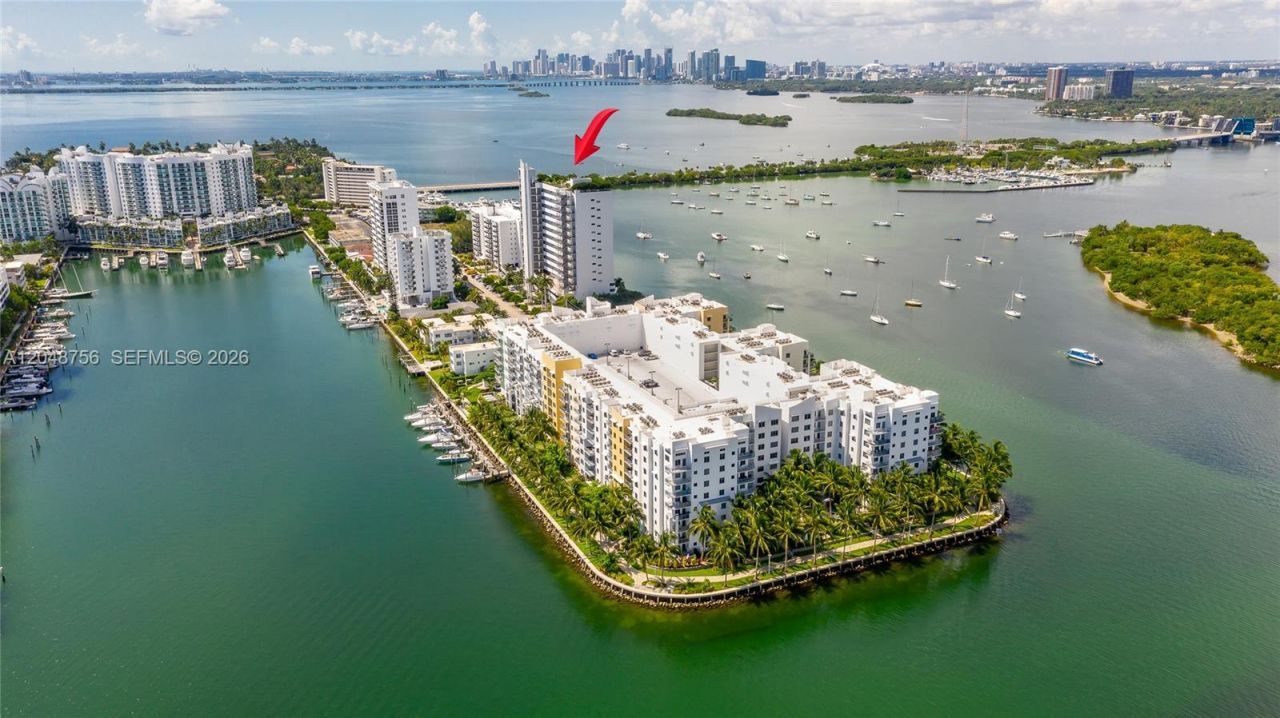 7934 West Dr, Unit 1203, North Bay Village, FL 33141 Photo