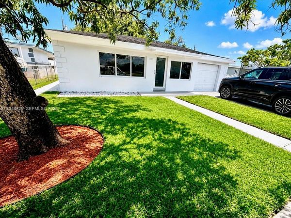 2390 Service Rd , Opa-Locka, FL 33054