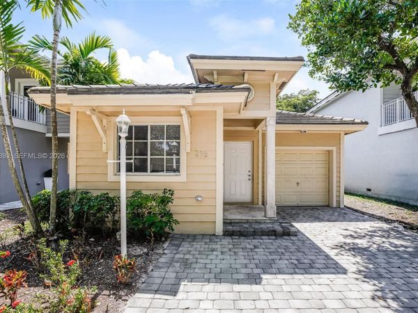 216 SE 32nd Ter , Homestead, FL 33033