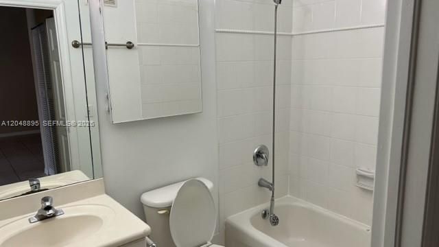7940 NW 6th St , Unit 202, Pembroke Pines, FL 33024 Photo