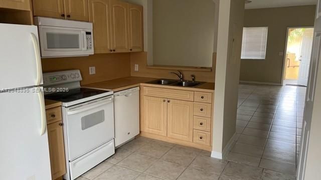 7940 NW 6th St , Unit 202, Pembroke Pines, FL 33024 Photo