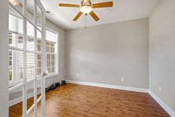 224 Vineyard Lake Circle photo 4