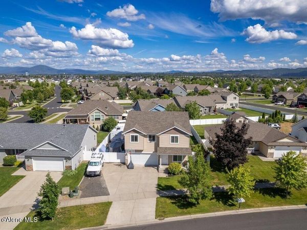 3050 E Thrush DR , Post Falls, ID 83854