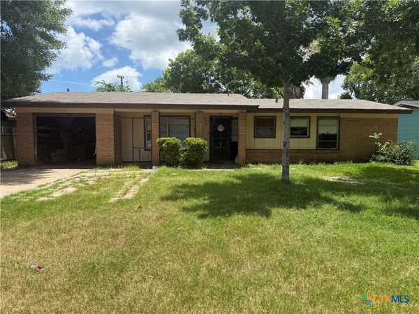 518 Lazy Lane , Port Lavaca, TX 77979