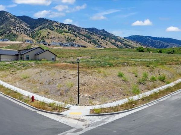 246 N SARAH ST , Unit 31, Providence, UT 84332