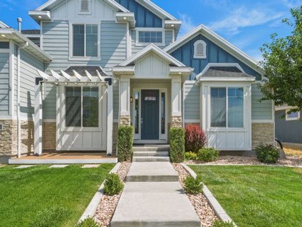 111 E SILVER OAK RD, Vineyard, UT 84059