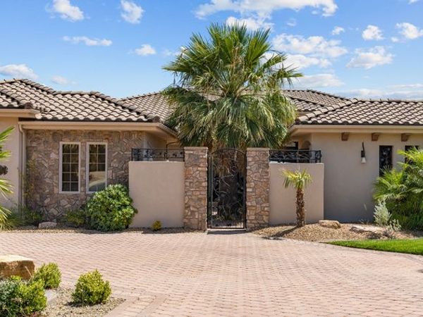 1343 W CAMBRIDGE AVE N, Unit 204, Washington, UT 84780