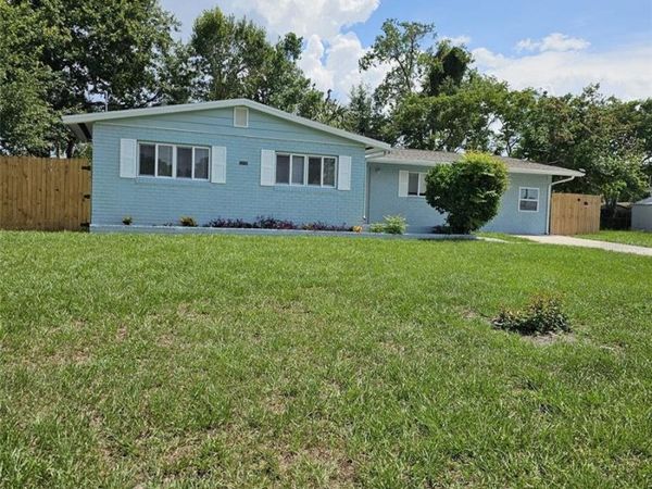1216 DICKENS AVENUE , ORLANDO, FL 32809