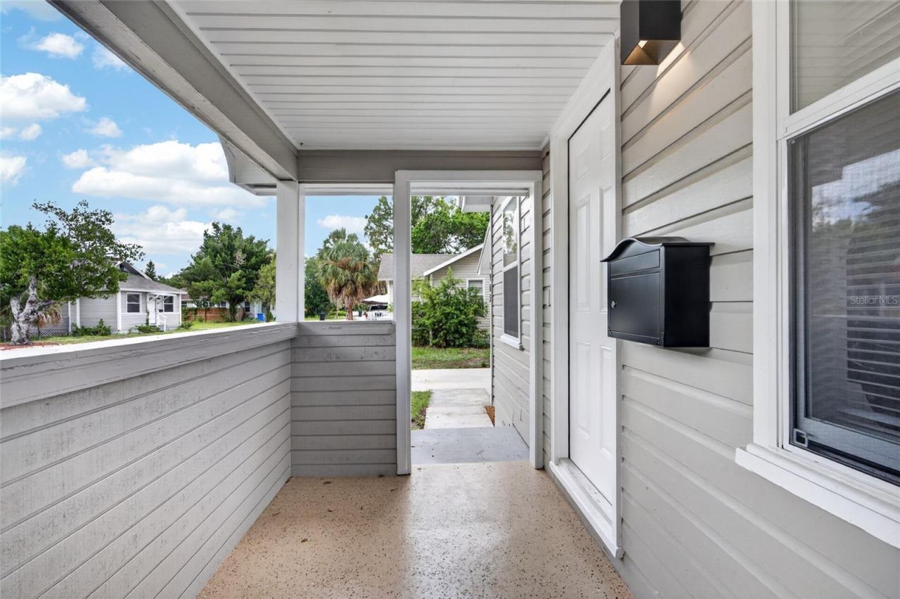 1905 24th Street S, Saint Petersburg, FL 33712 Photo