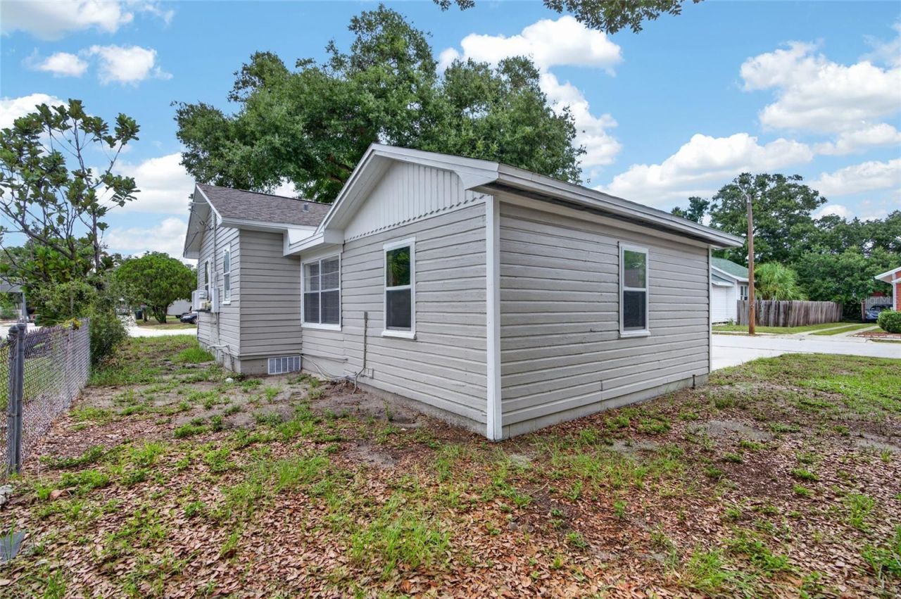 1905 24th Street S, Saint Petersburg, FL 33712 Photo