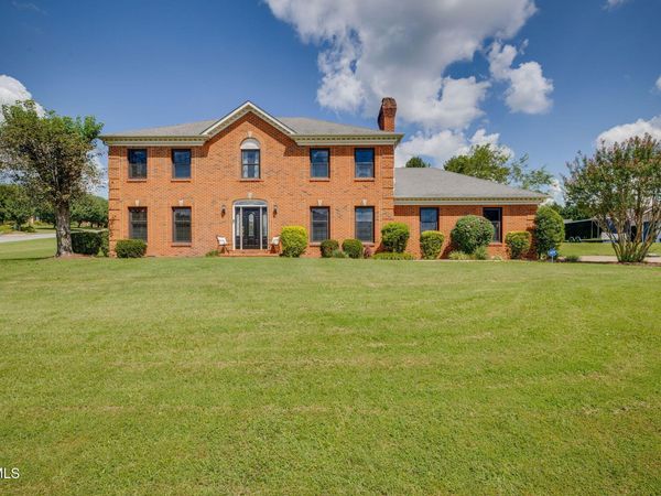 1001 Sunny Place, Kingsport, TN 37660