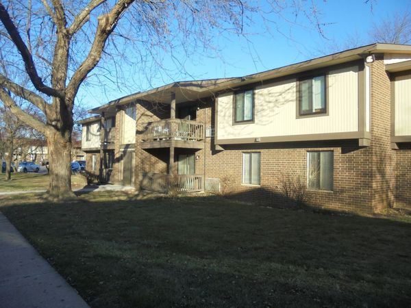 566 Somerset Lane , Unit 2, Crystal Lake, IL 60014