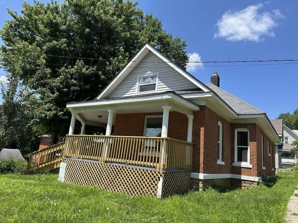 202 Clay Street , Savanna, IL 61074