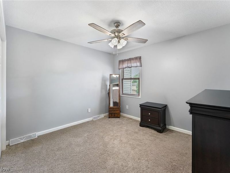 224 Misty Woods Court, Struthers, OH 44471 Photo 15