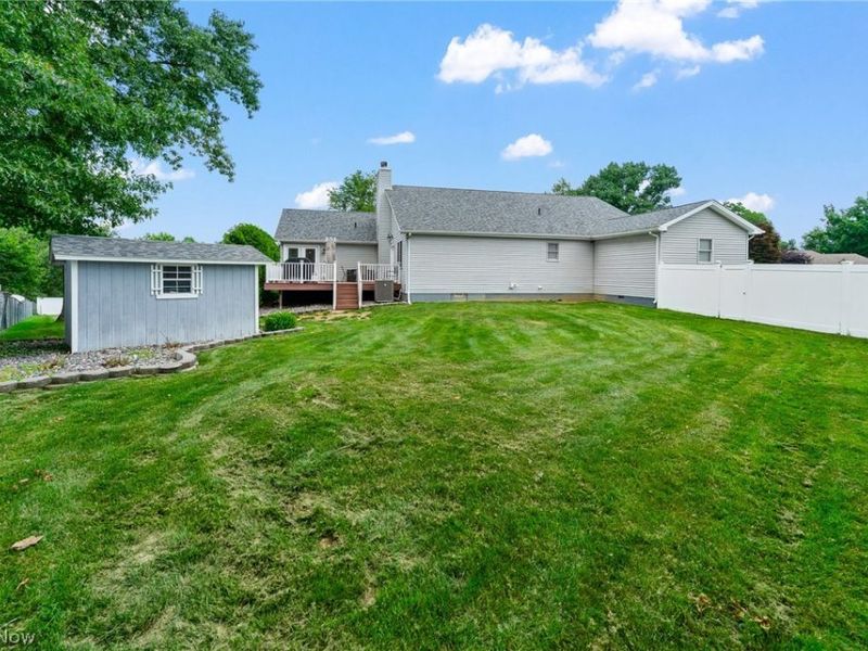 224 Misty Woods Court, Struthers, OH 44471 Photo 28