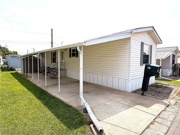 701 N Main Street , Unit 24, Wellington, OH 44090