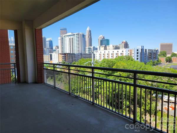701 Royal Court , Unit 610, Charlotte, NC 28202