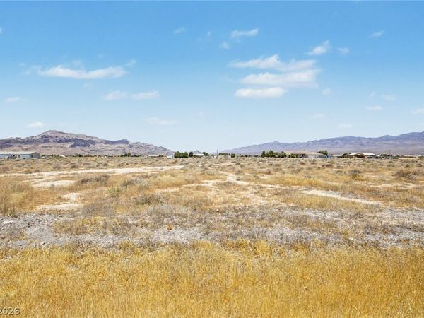 1890 Francine Street, Pahrump, NV 89060