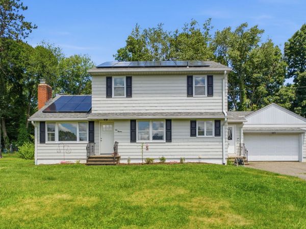 213 Acme, Middlebury, CT 06762