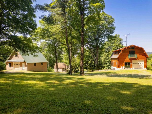 1706 High Chapparal Road, Wells, VT 05774