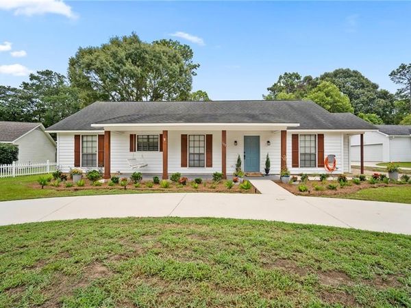 107 Sandlewood Circle N, Daphne, AL 36526