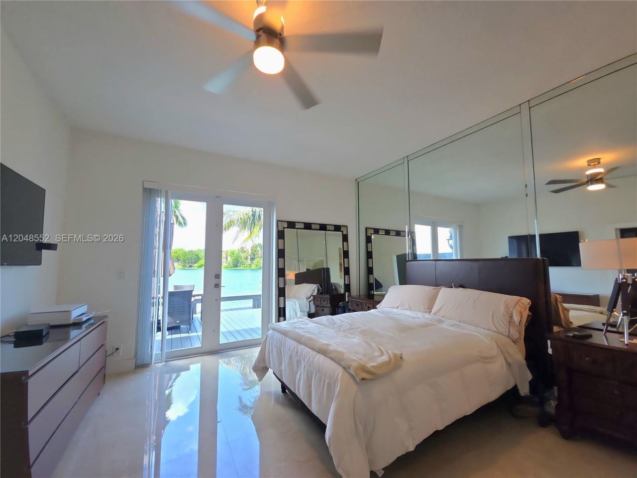 783 NE 195th St , Miami, FL 33179 Photo