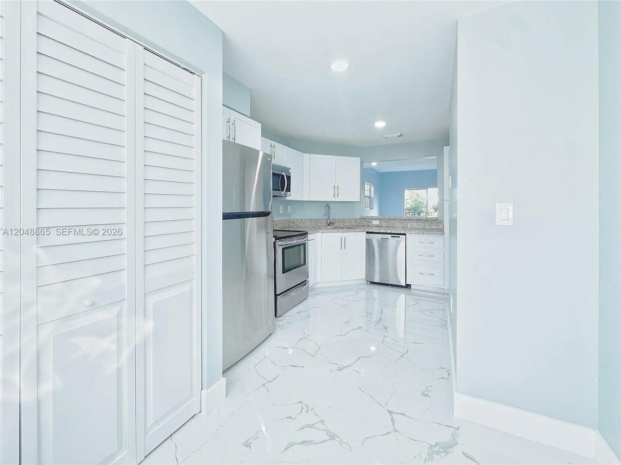 10014 Hammocks Blvd , Unit 201-4, Miami, FL 33196 Photo