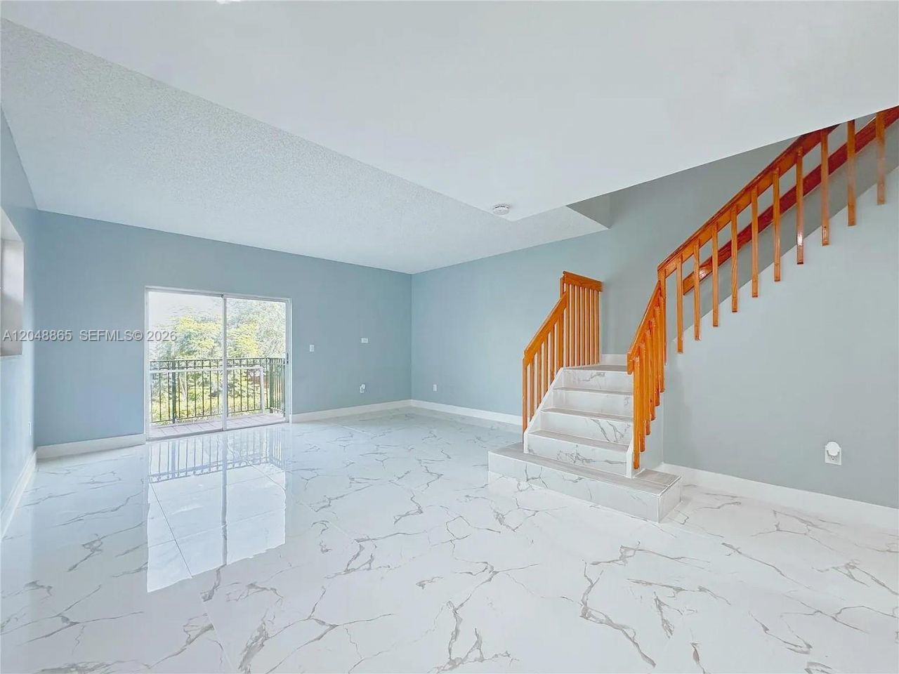 10014 Hammocks Blvd , Unit 201-4, Miami, FL 33196 Photo