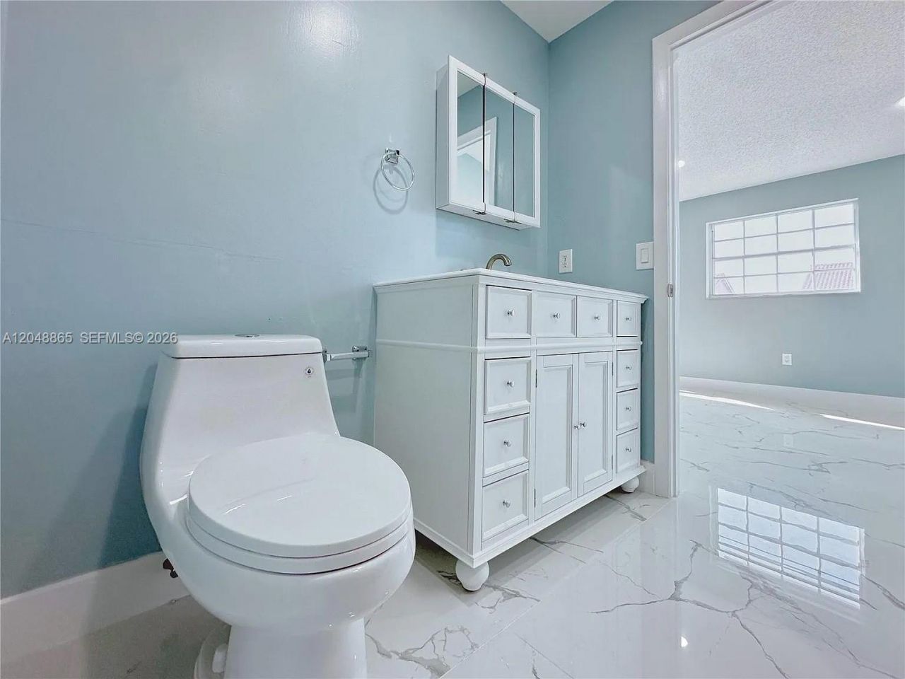 10014 Hammocks Blvd , Unit 201-4, Miami, FL 33196 Photo