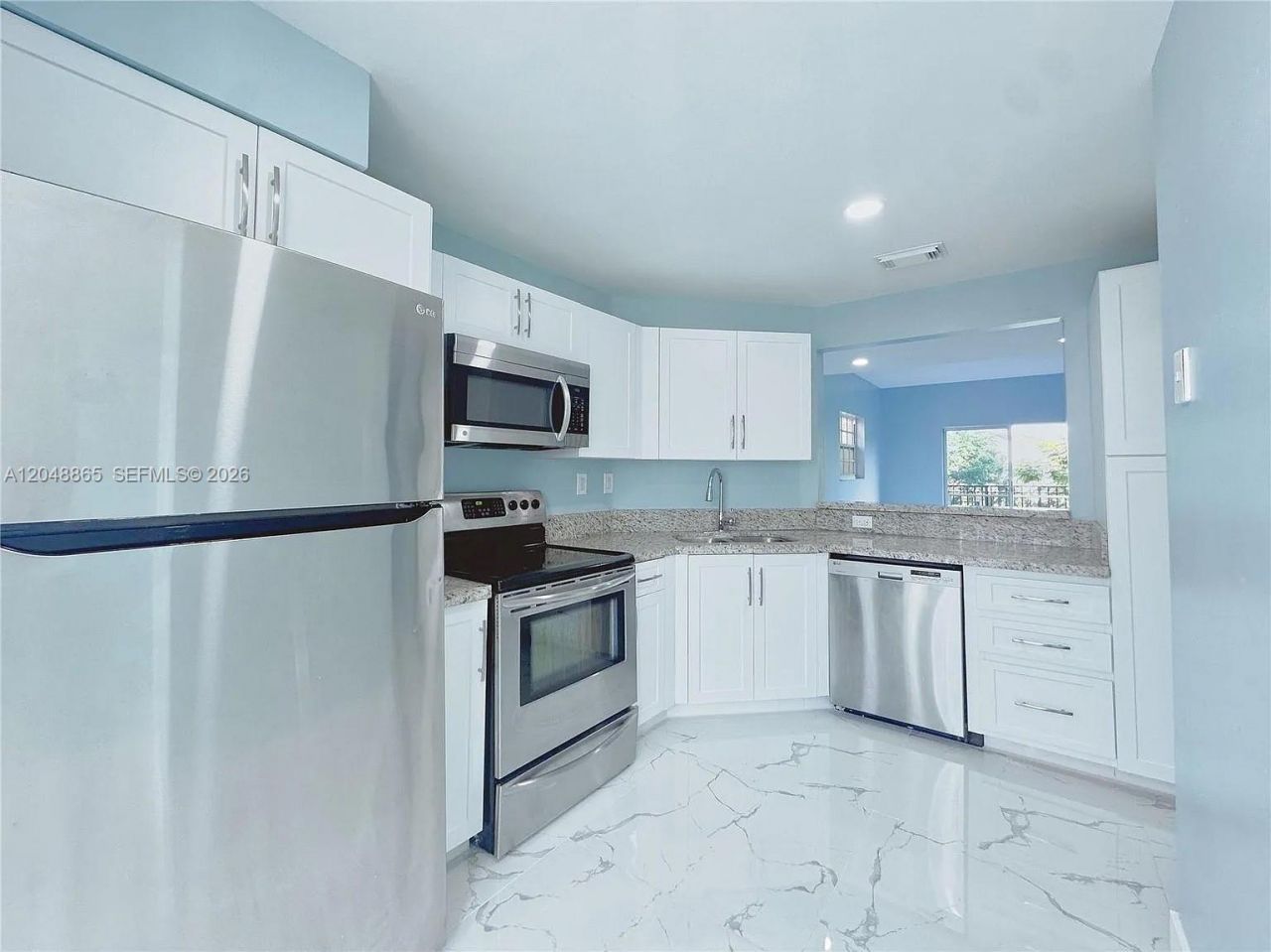 10014 Hammocks Blvd , Unit 201-4, Miami, FL 33196 Photo