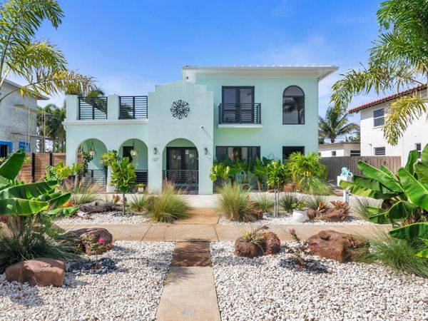 127 Auburn Drive, Lake Worth Beach, FL 33460