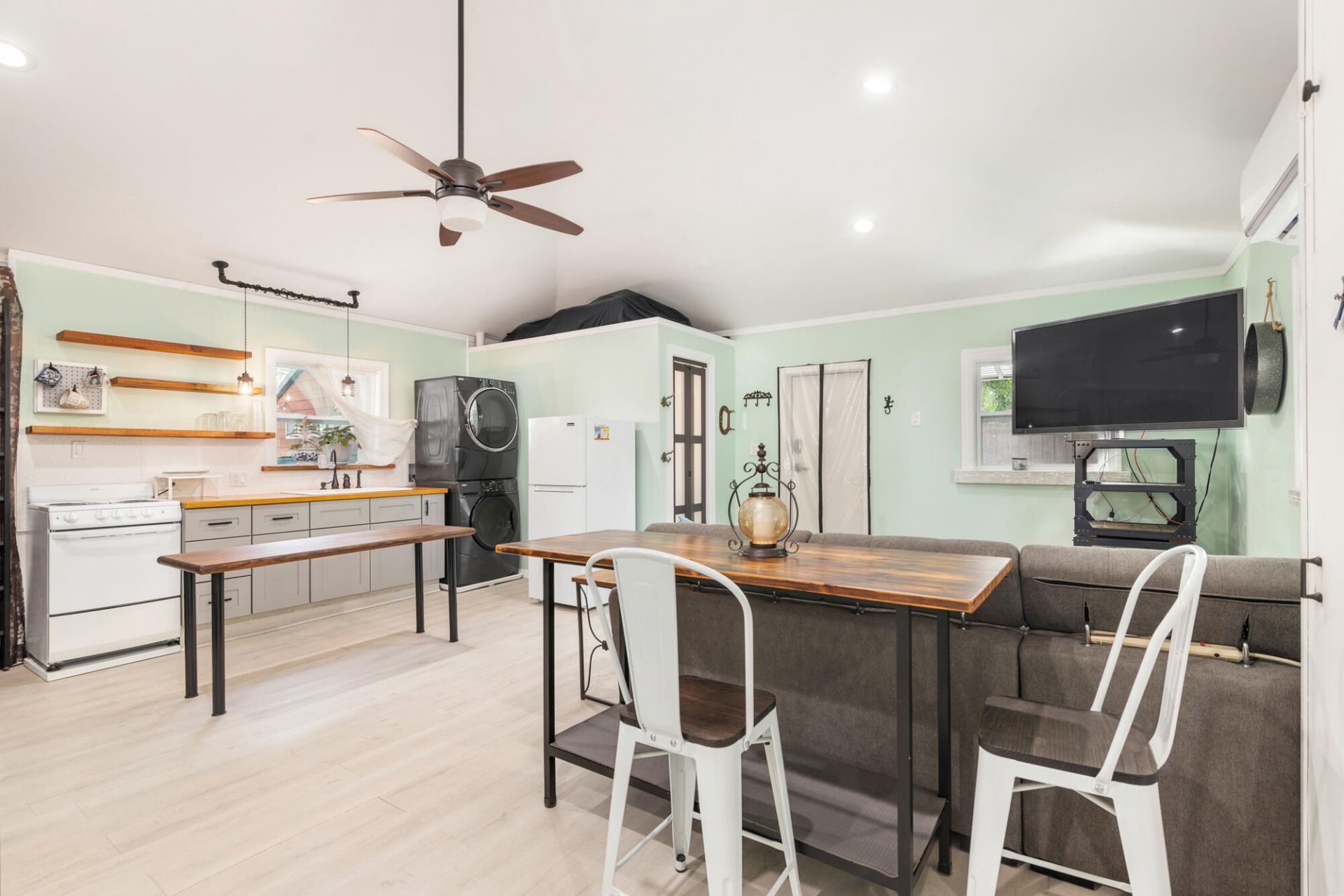 127 Auburn Drive, Lake Worth Beach, FL 33460 Photo