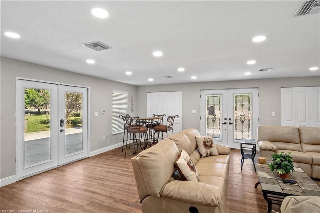 564 Lake June Road, Lake Placid, FL 33852 Photo