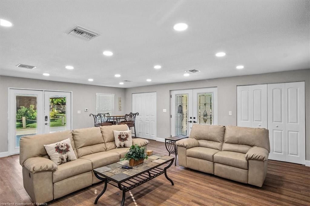 564 Lake June Road, Lake Placid, FL 33852 Photo
