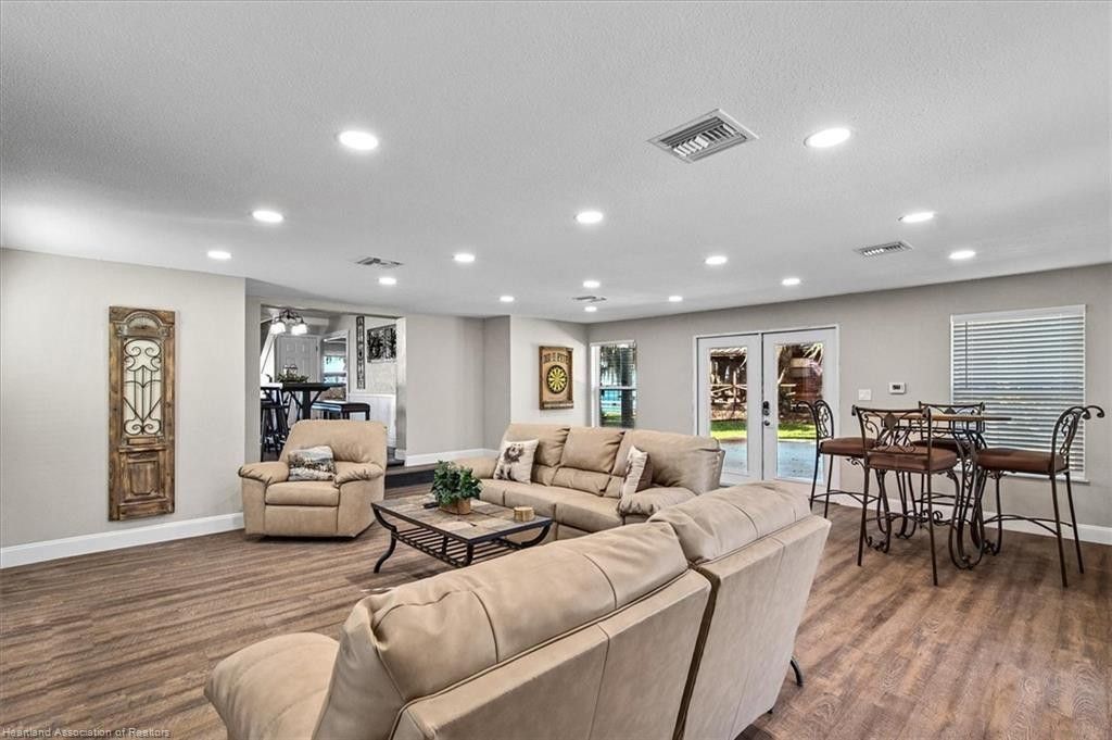 564 Lake June Road, Lake Placid, FL 33852 Photo