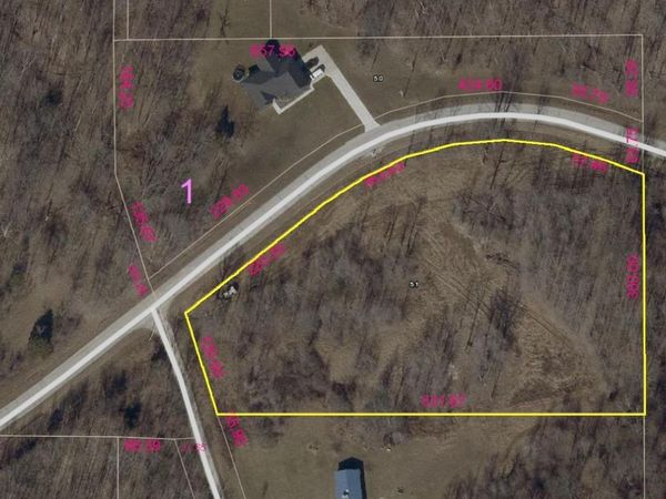 E Purdue Farm Road, Dubois, IN 47527