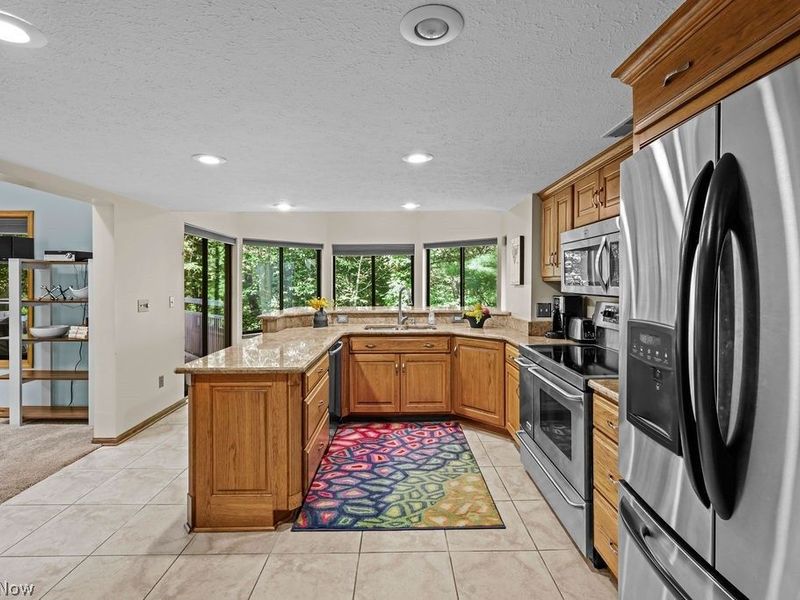 2180 Stone Creek Trail, Cuyahoga Falls, OH 44223 Photo 14