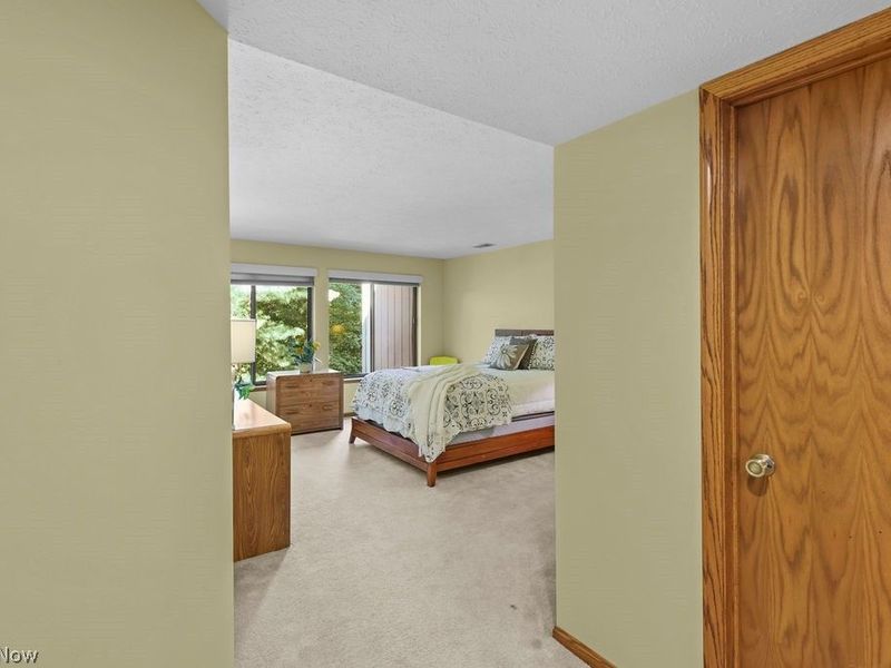 2180 Stone Creek Trail, Cuyahoga Falls, OH 44223 Photo 24