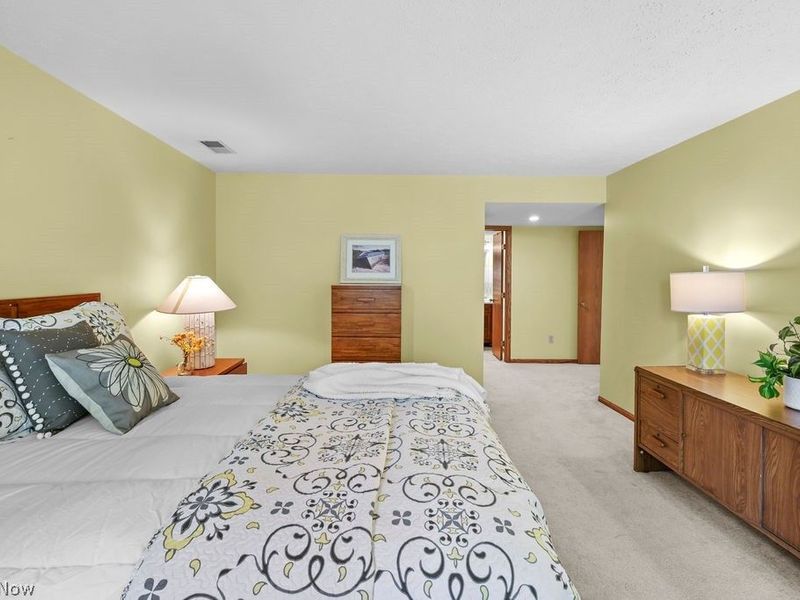 2180 Stone Creek Trail, Cuyahoga Falls, OH 44223 Photo 26