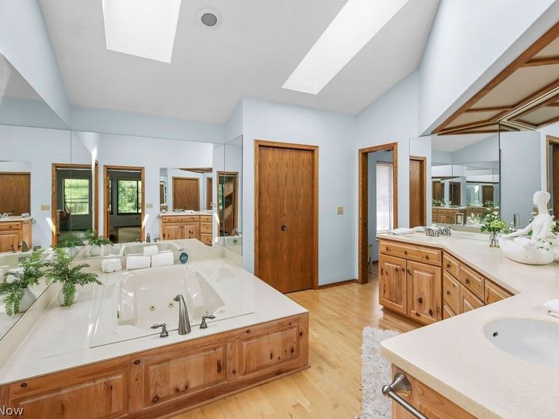 2180 Stone Creek Trail, Cuyahoga Falls, OH 44223 Photo 40