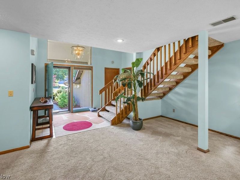 2180 Stone Creek Trail, Cuyahoga Falls, OH 44223 Photo 6