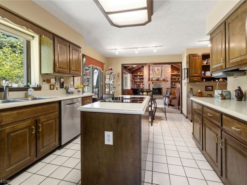 1588 Royal Oak Drive, Mansfield, OH 44906 Photo 16