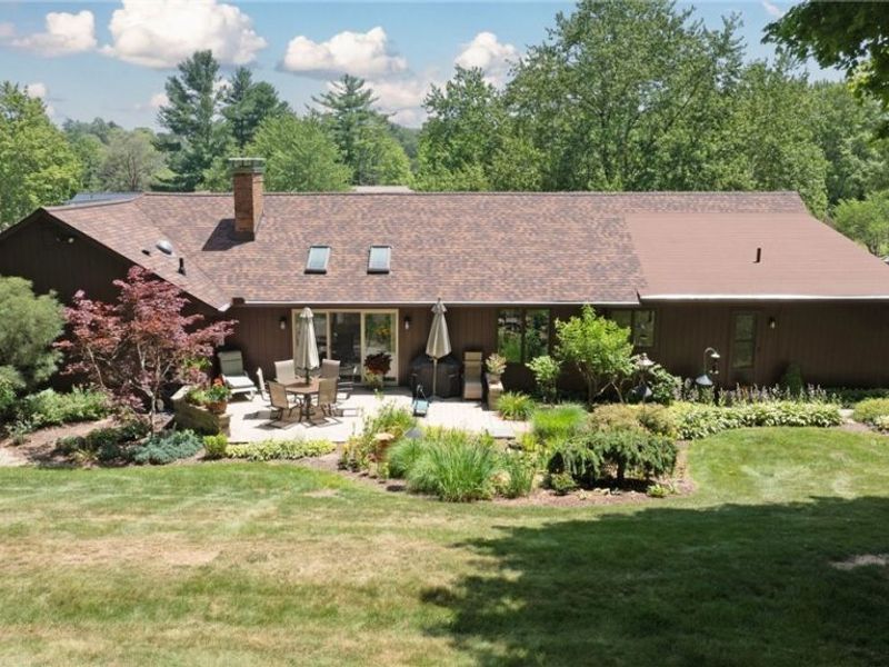 1588 Royal Oak Drive, Mansfield, OH 44906 Photo 2